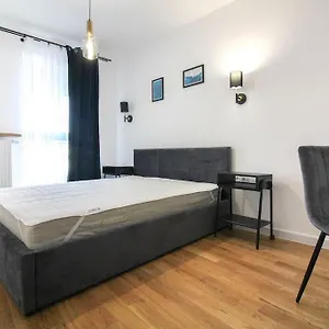 pikny-apartament-obok-wawelu.krakowhotelspoland.com/